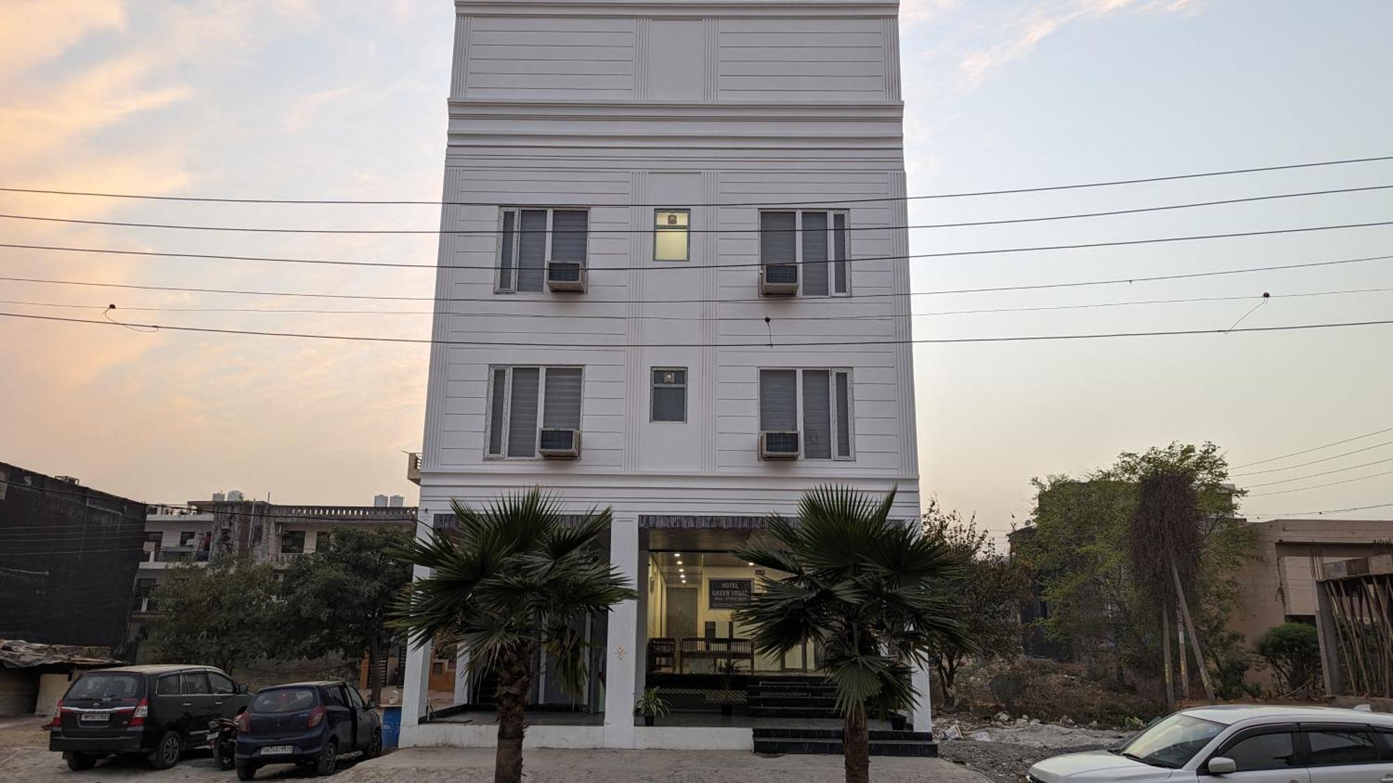Hotel Green Vegas Faridabad Exterior photo