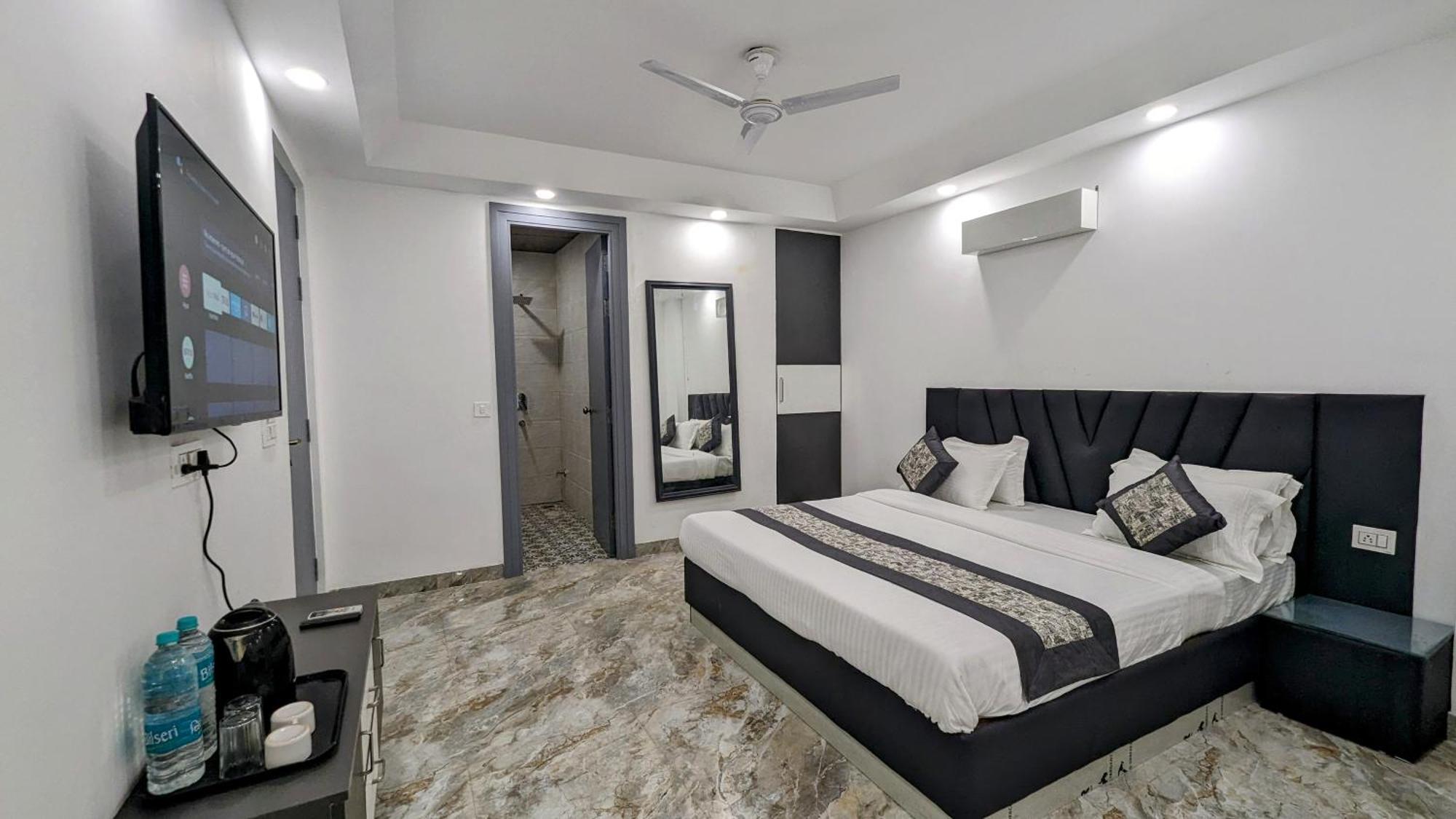 Hotel Green Vegas Faridabad Exterior photo
